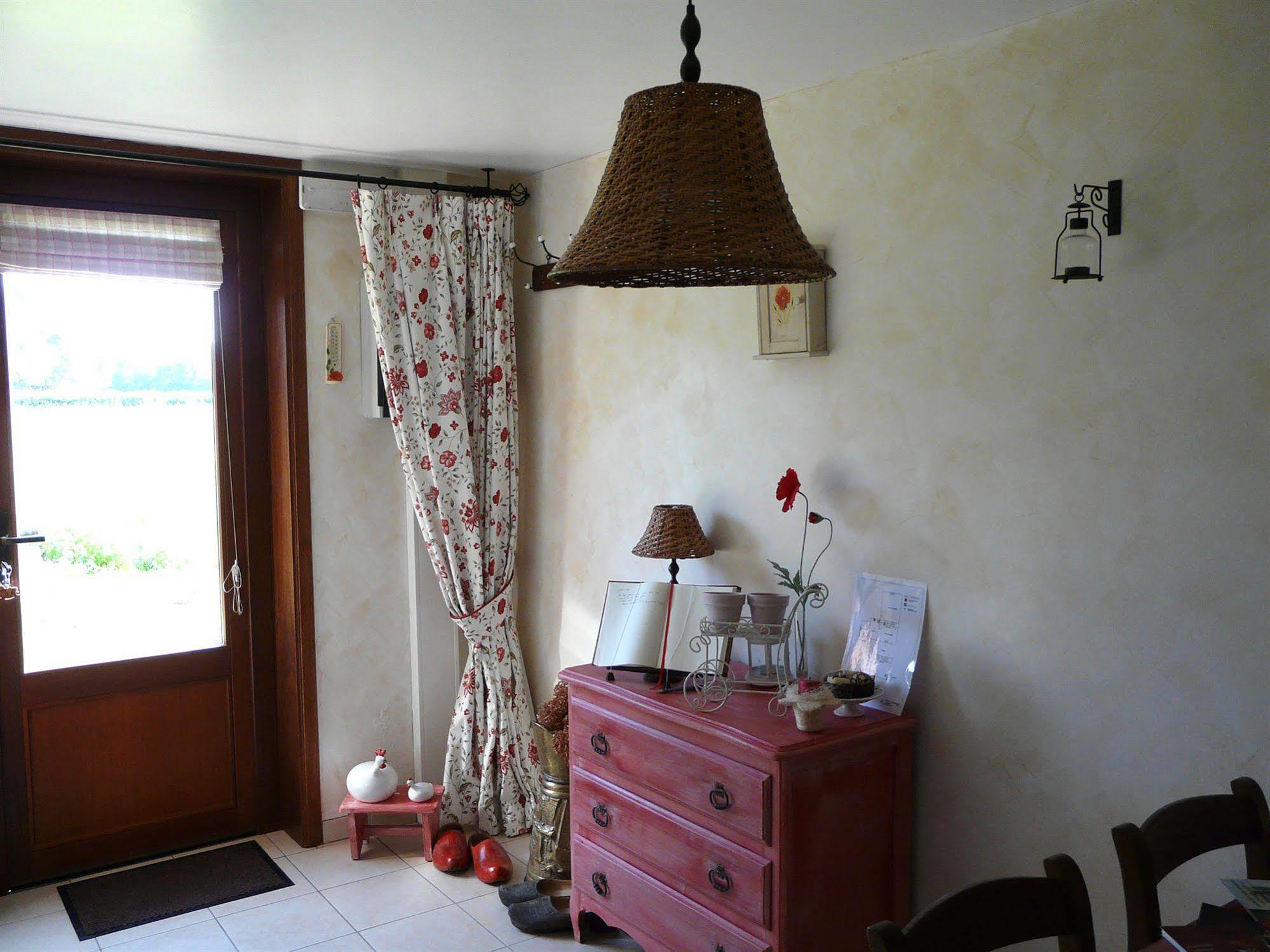 B&B Aux Gaietes De La Sabotiere Seloignes ภายนอก รูปภาพ